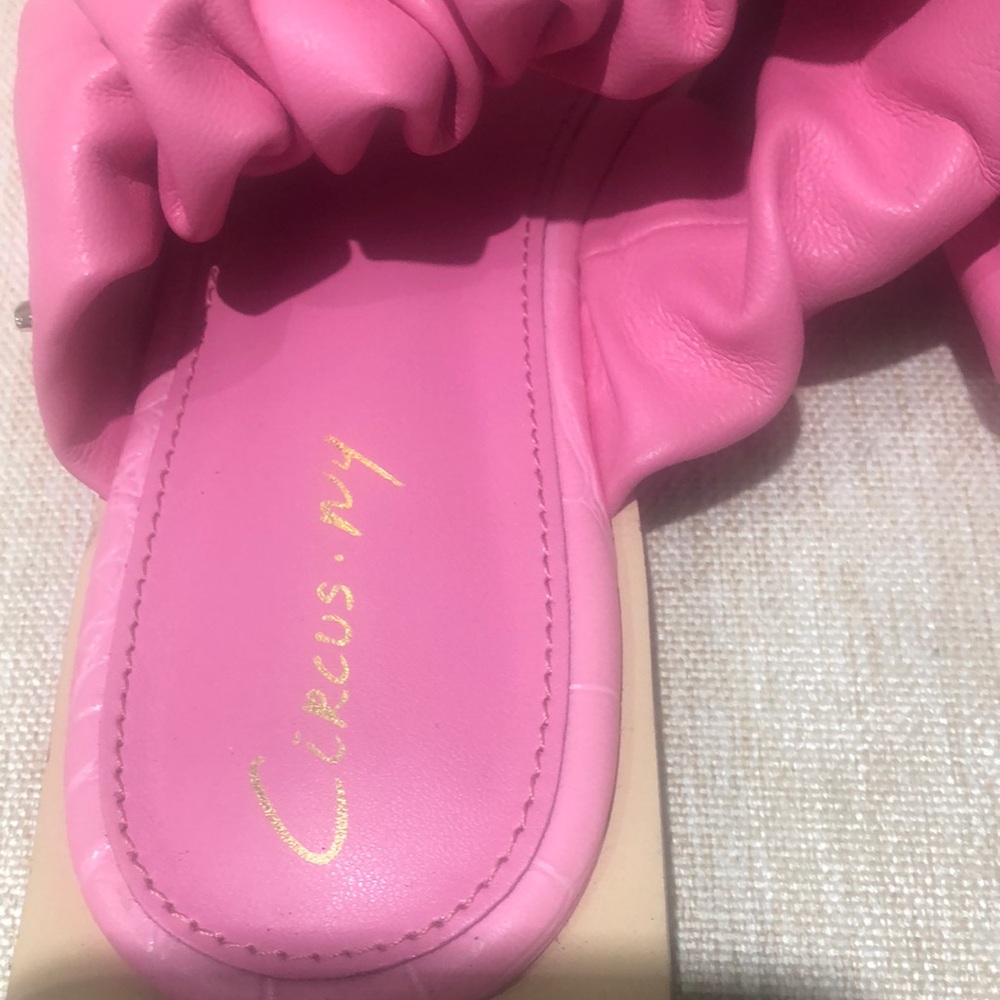 Sam Edelman Pink Ruched Sandals - Picture 4 of 10